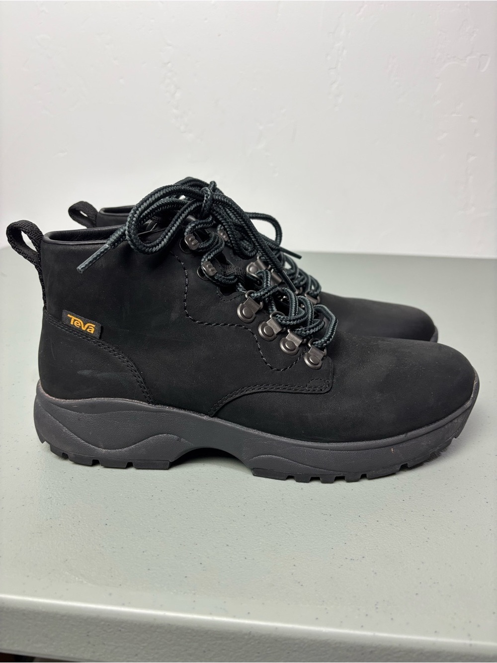 Teva Men's Tusayan Hiking Boot Black Size 8.5 Waterproof Lace Up Outdoor